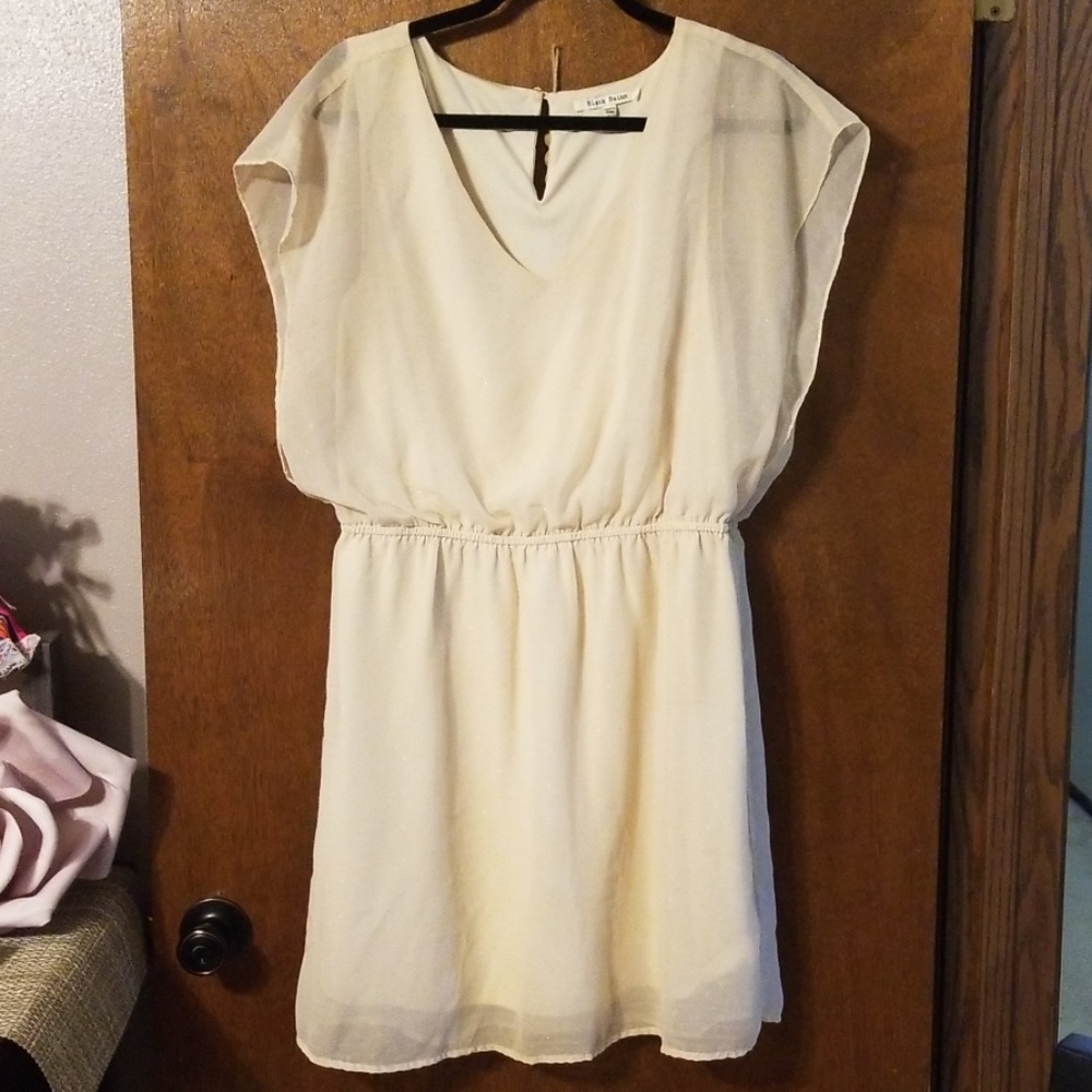 Short dress